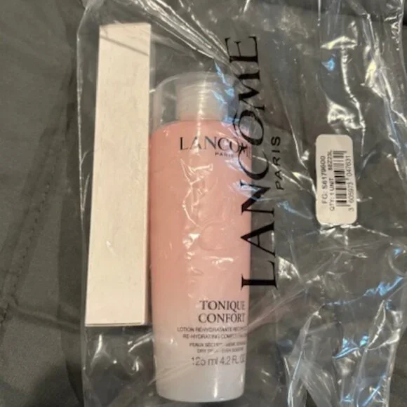 Lancome Beauty Makeup - Picture 4 of 8